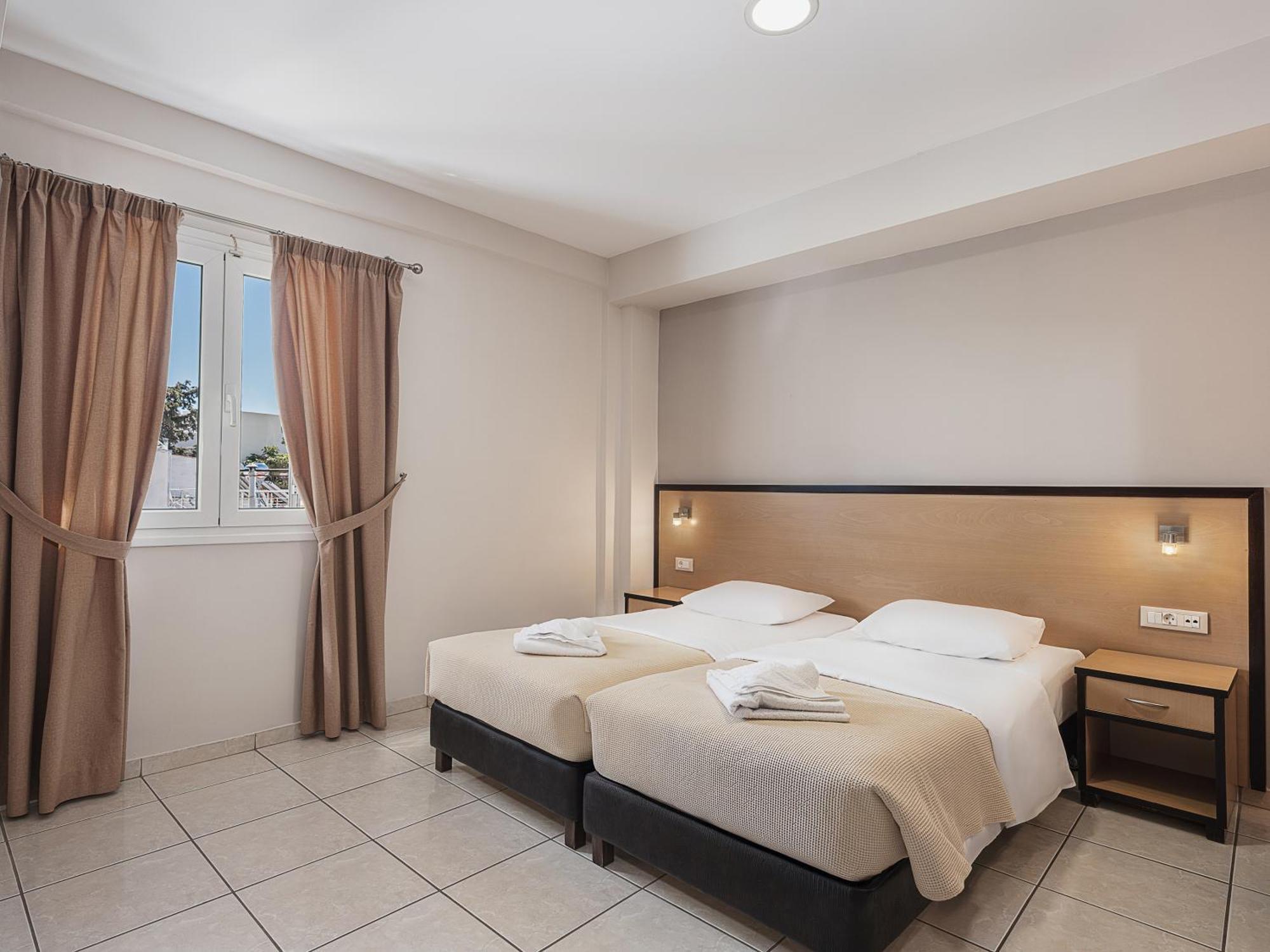 Theofilos City Hotel La Canea Exterior foto