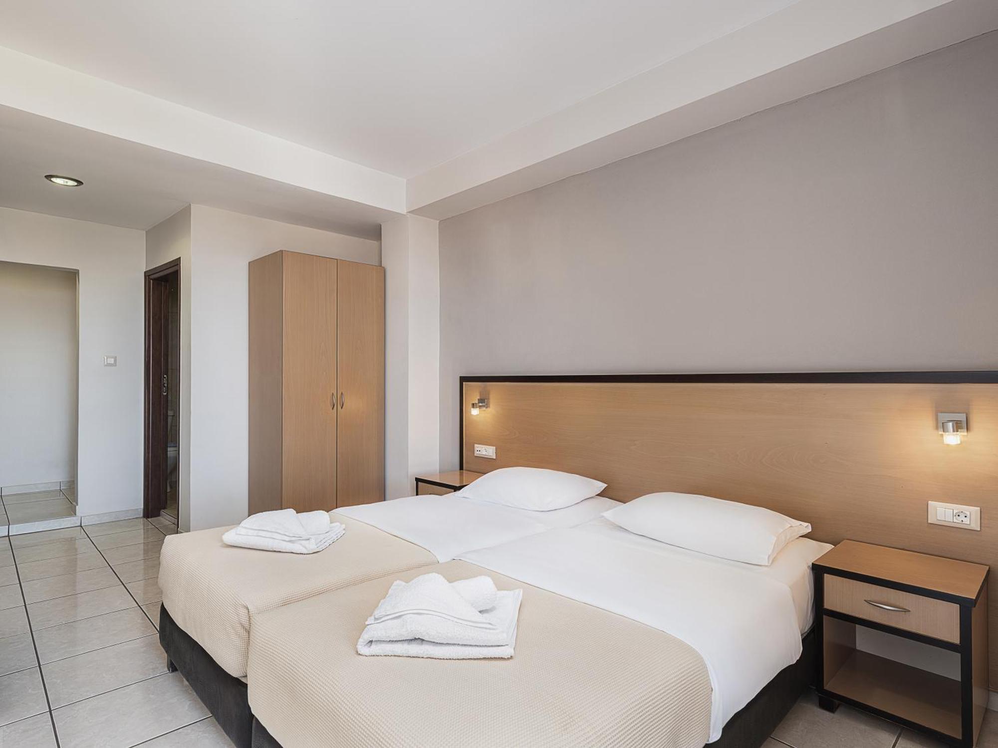 Theofilos City Hotel La Canea Exterior foto