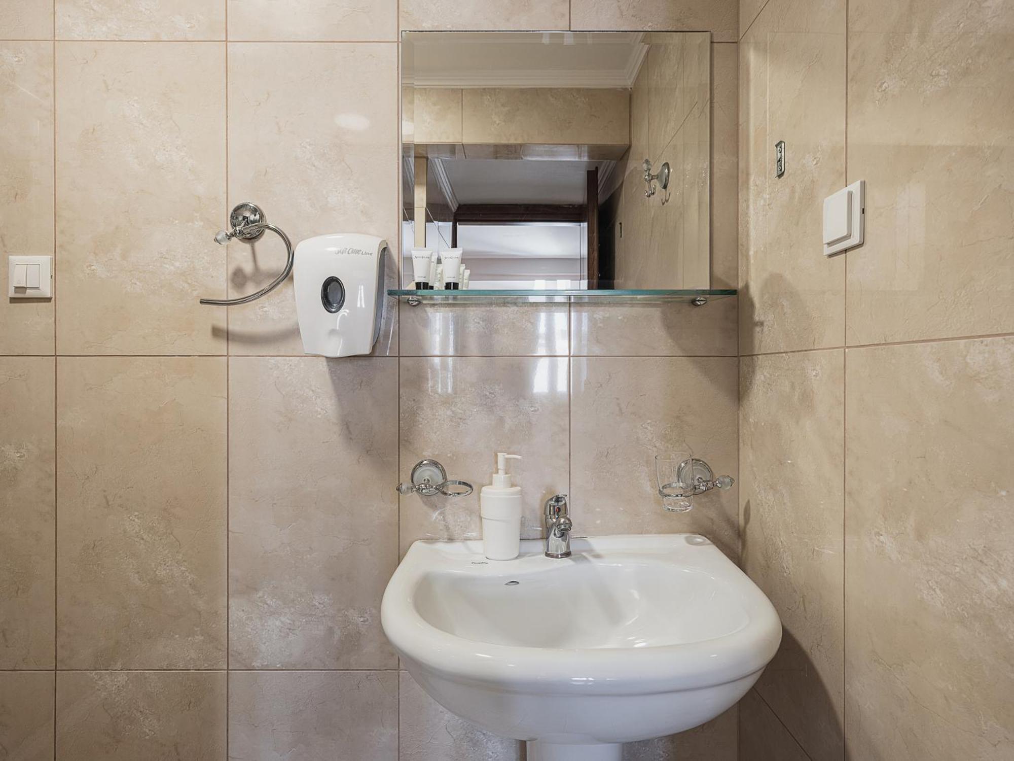 Theofilos City Hotel La Canea Exterior foto