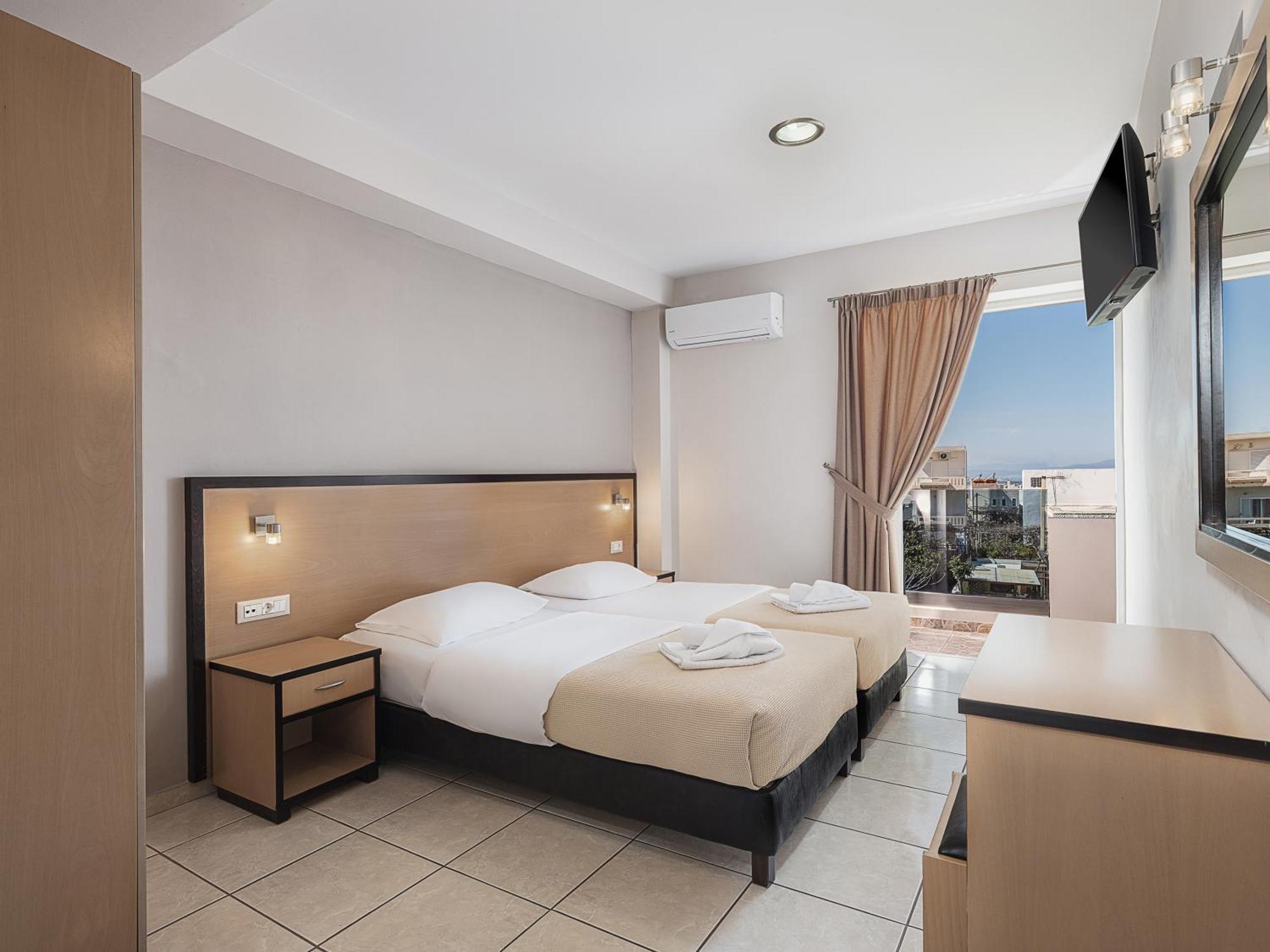 Theofilos City Hotel La Canea Exterior foto