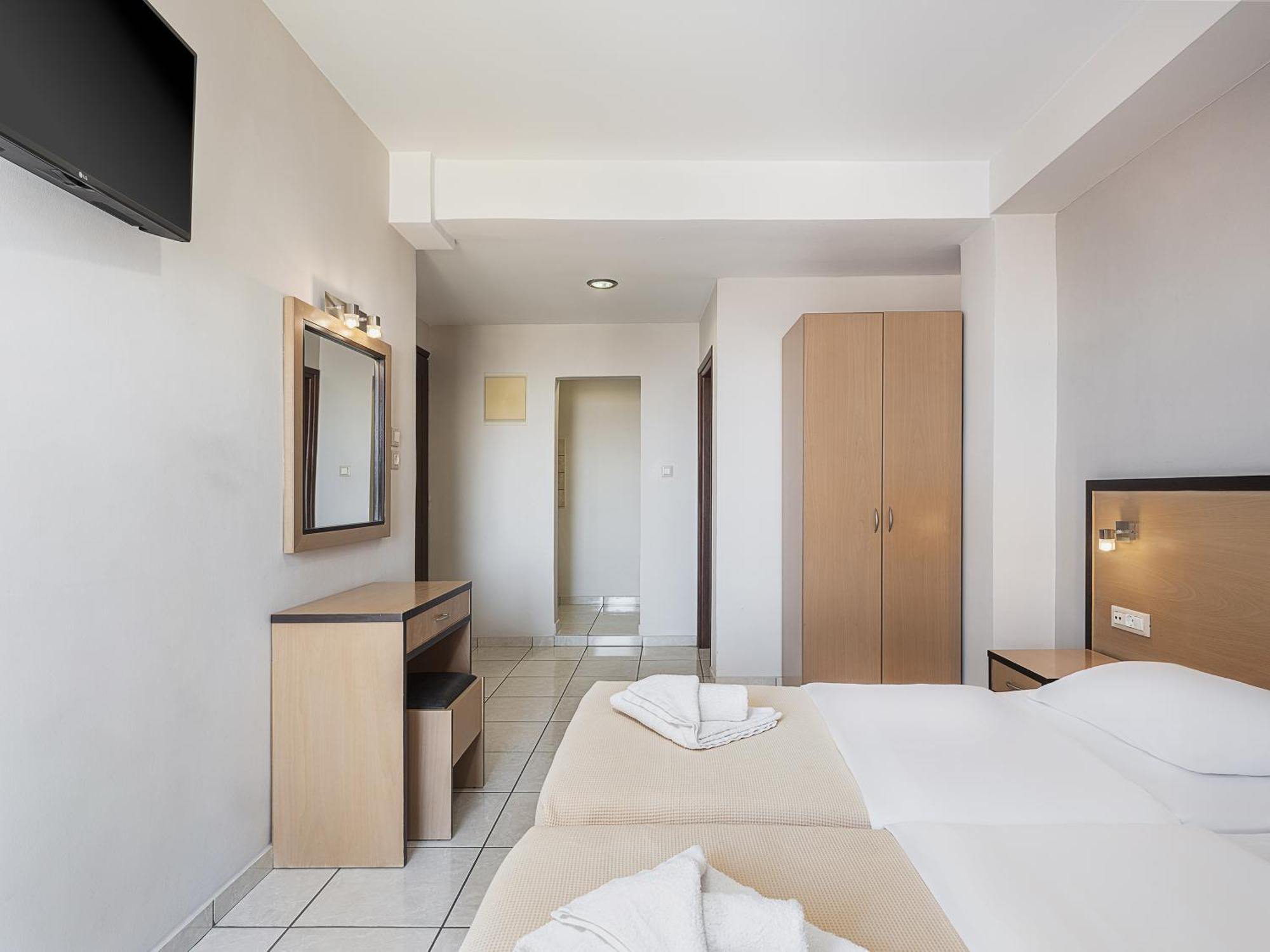 Theofilos City Hotel La Canea Exterior foto