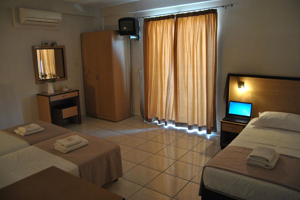 Theofilos City Hotel La Canea Exterior foto