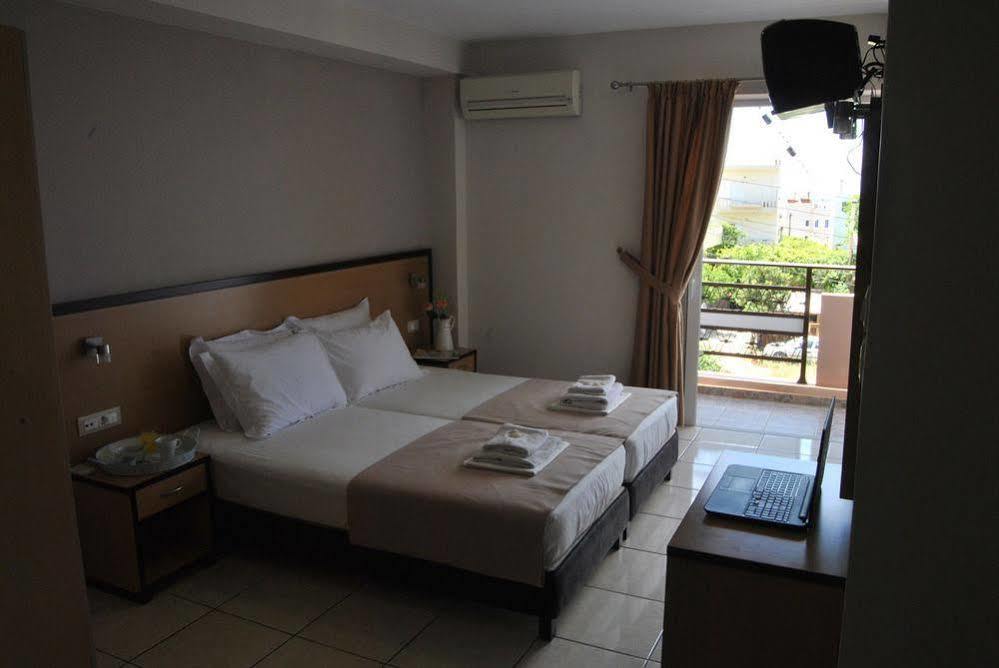 Theofilos City Hotel La Canea Exterior foto